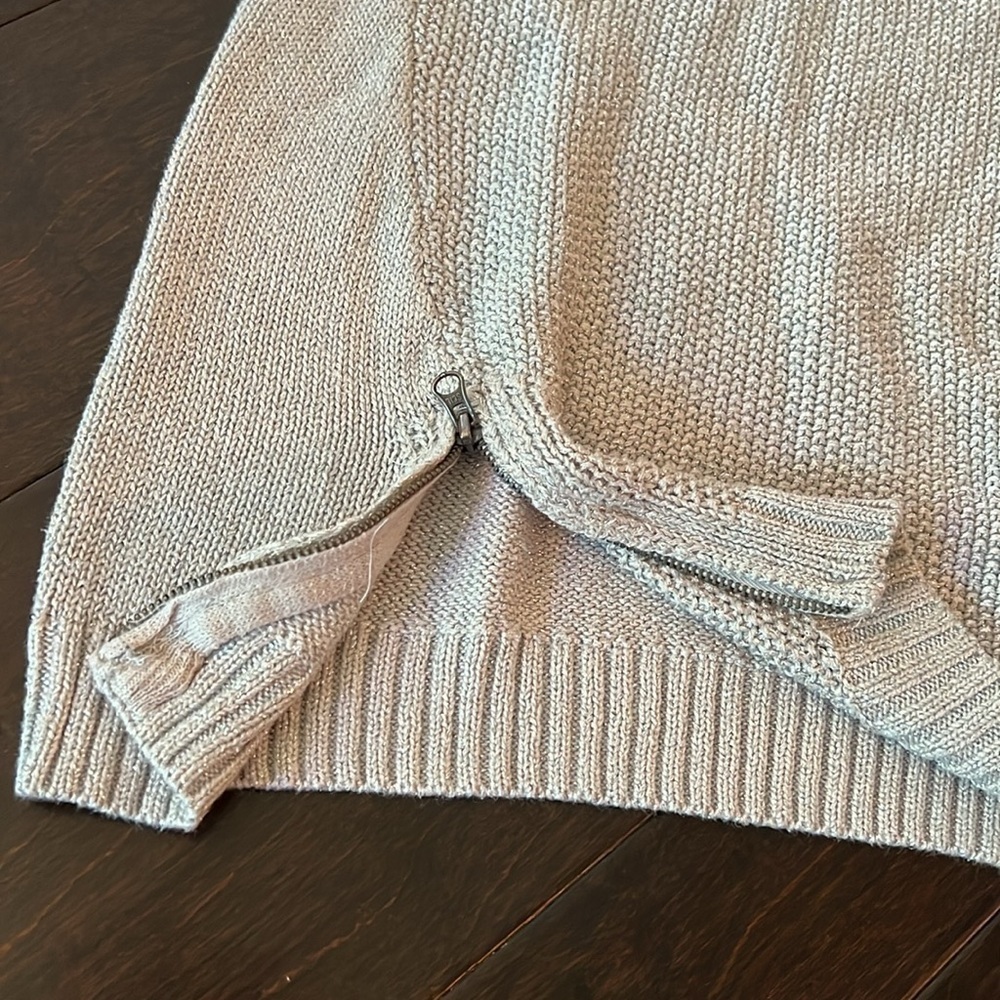 Apt9 gray metallic sweater M - Picture 3 of 10